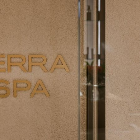 Casaly Hotel & Spa 阿尔戈斯托利翁 外观 照片