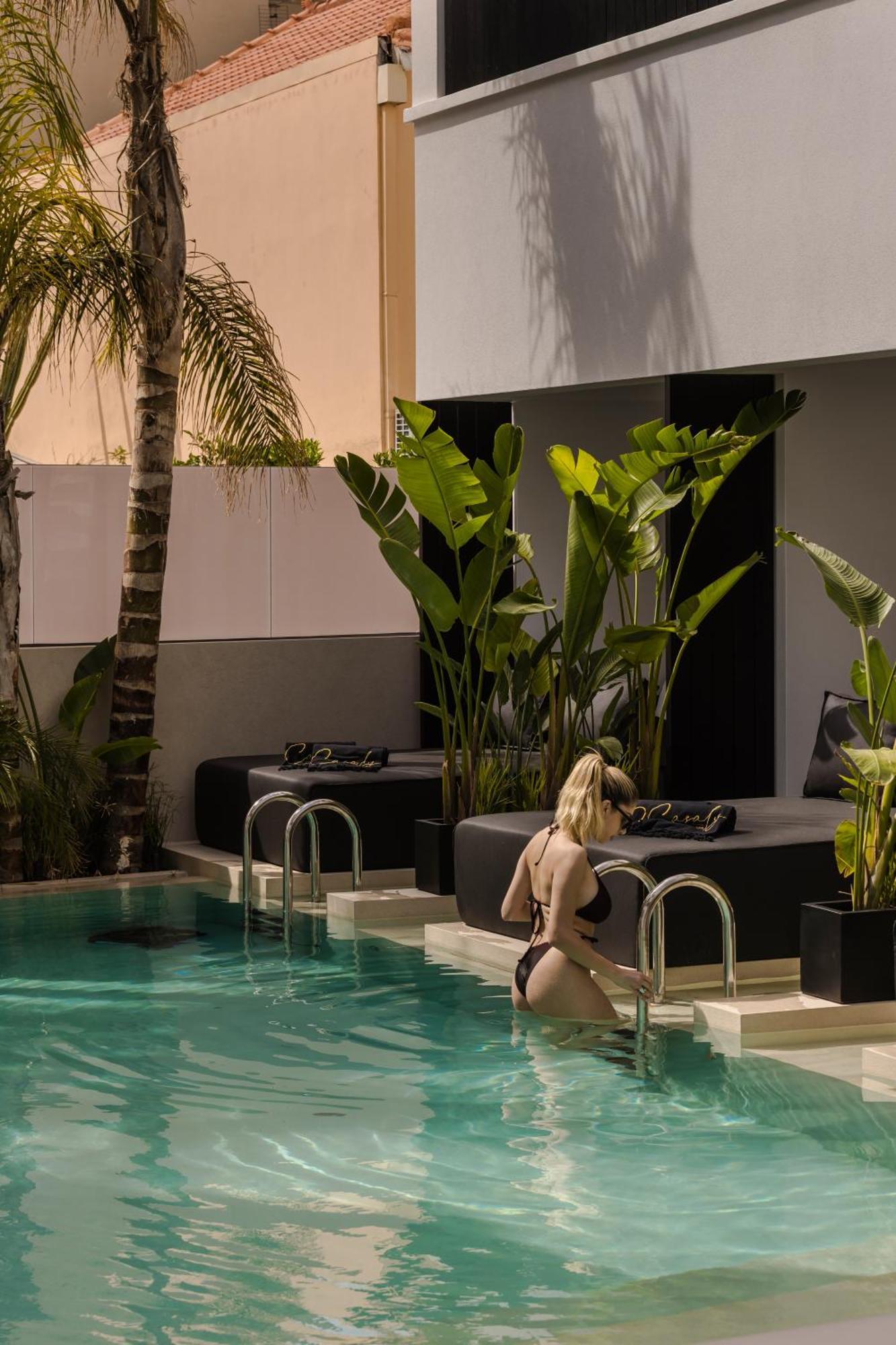 Casaly Hotel & Spa 阿尔戈斯托利翁 外观 照片
