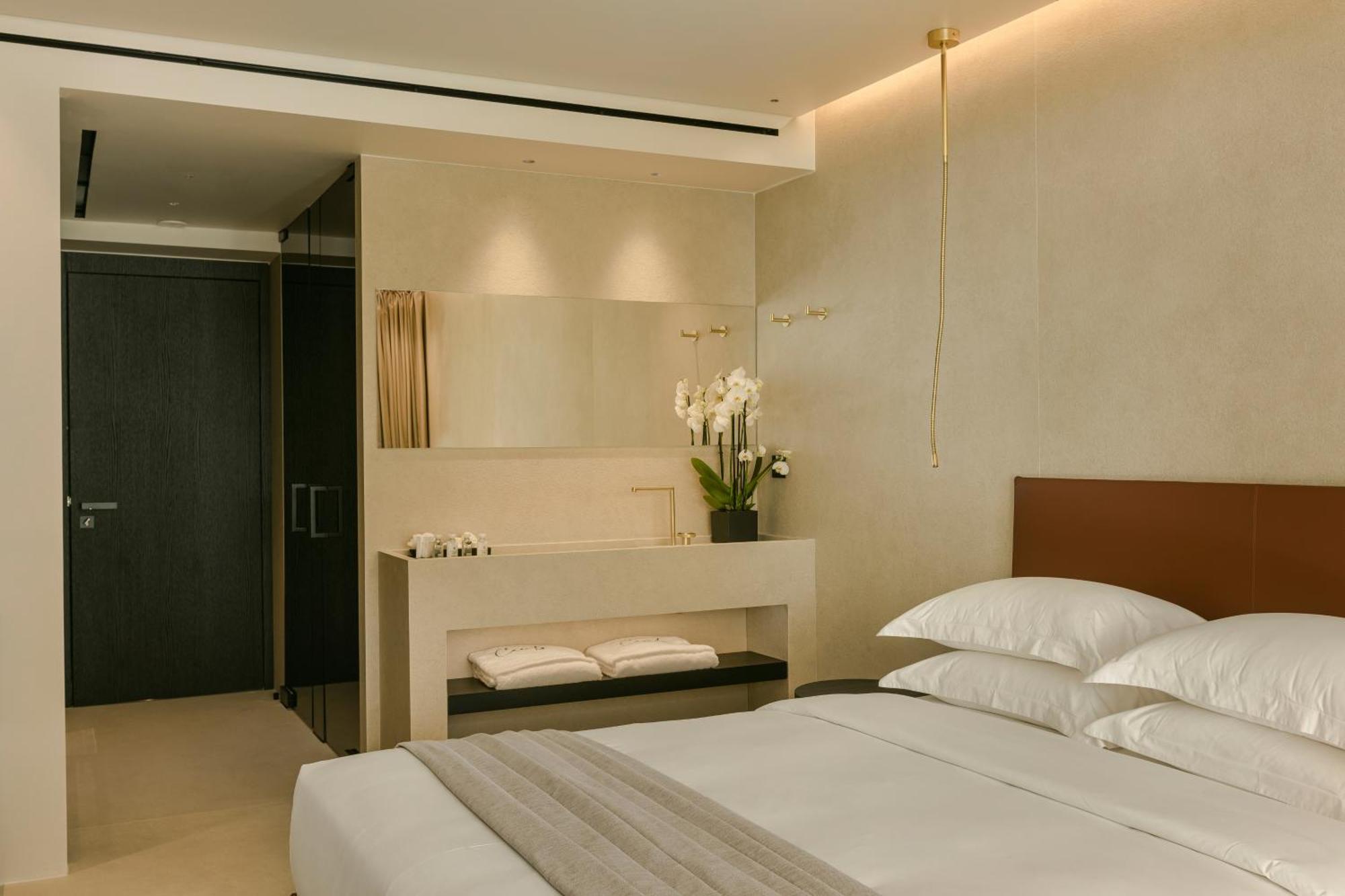 Casaly Hotel & Spa 阿尔戈斯托利翁 外观 照片