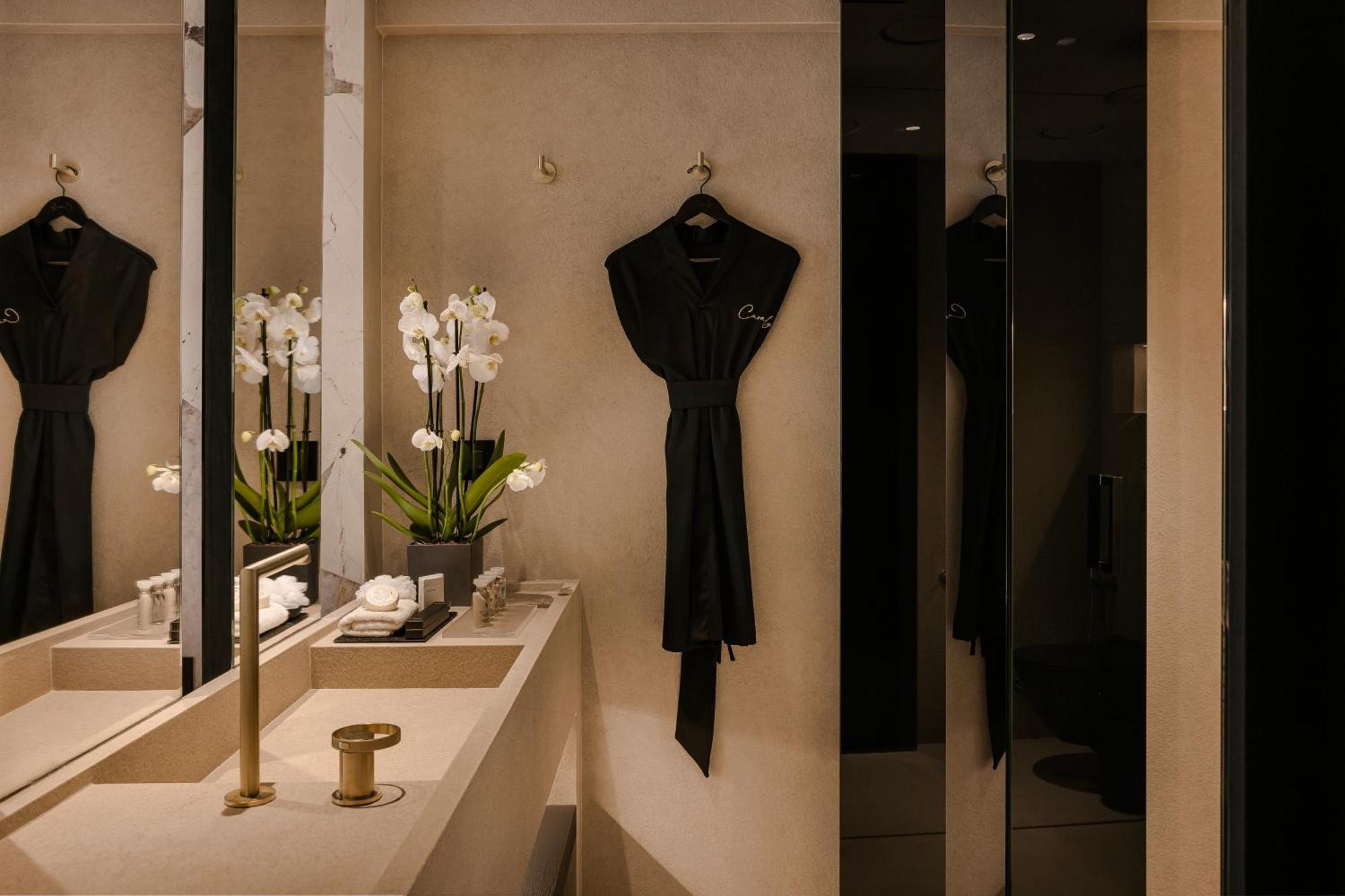 Casaly Hotel & Spa 阿尔戈斯托利翁 外观 照片