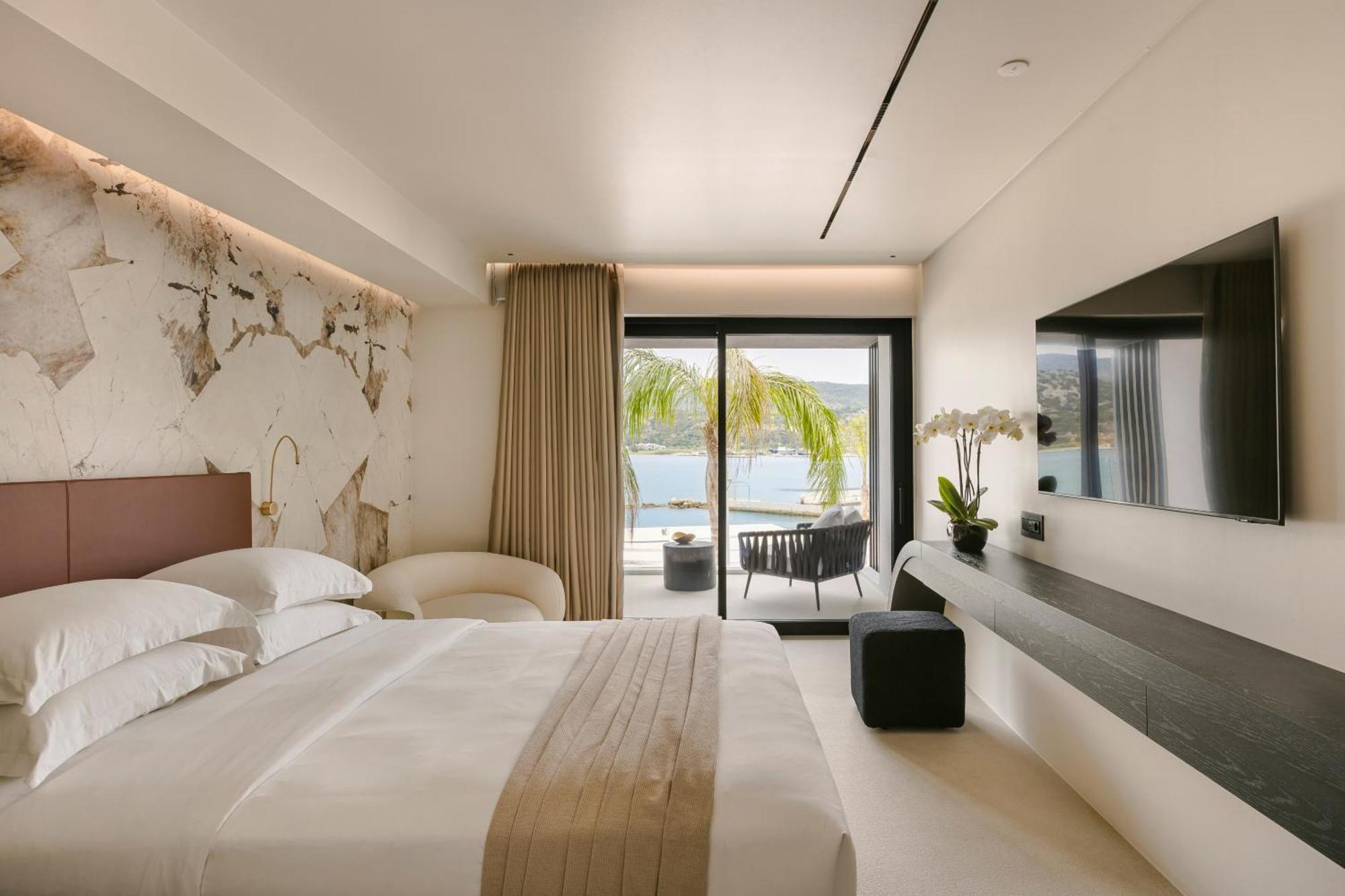 Casaly Hotel & Spa 阿尔戈斯托利翁 外观 照片