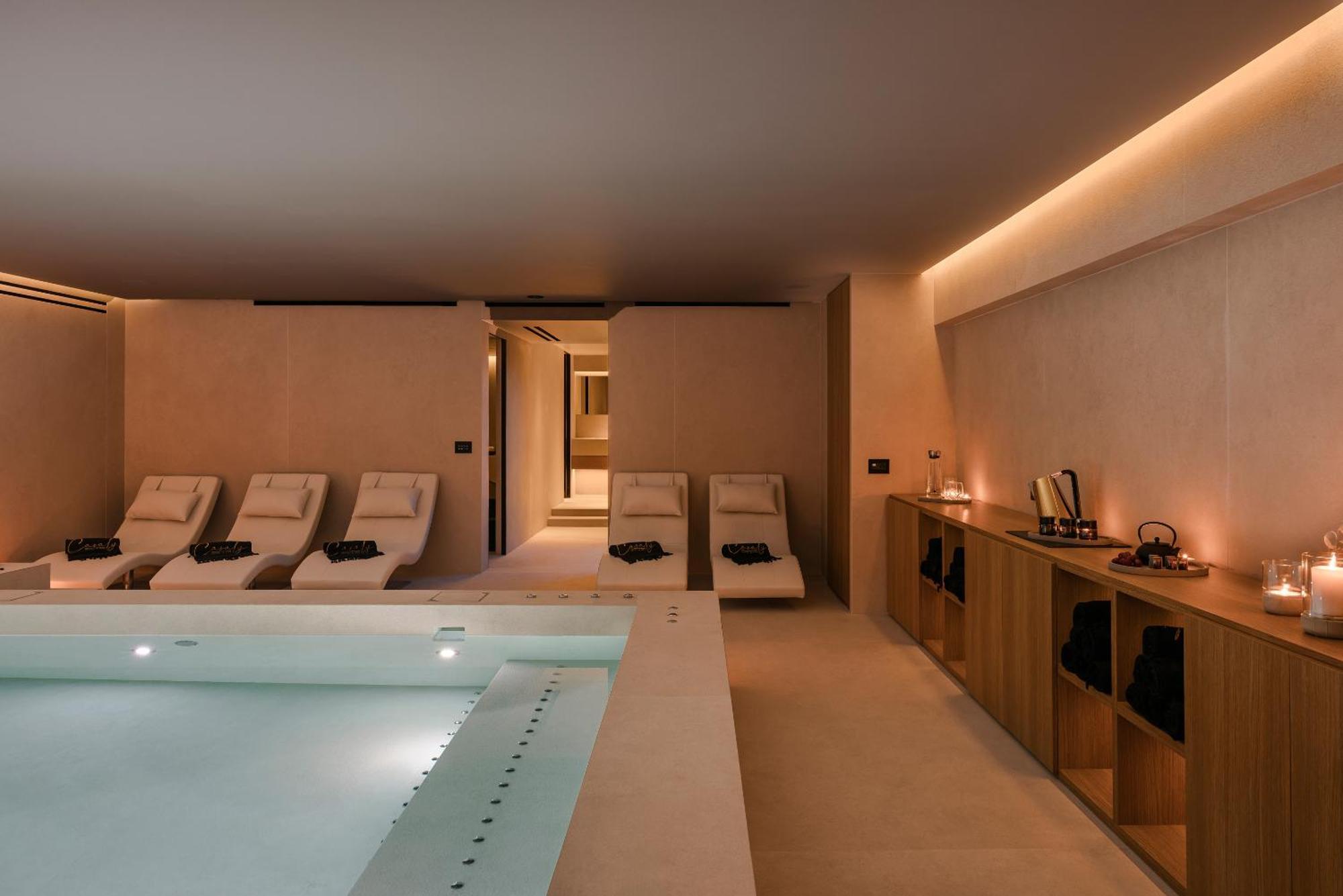 Casaly Hotel & Spa 阿尔戈斯托利翁 外观 照片